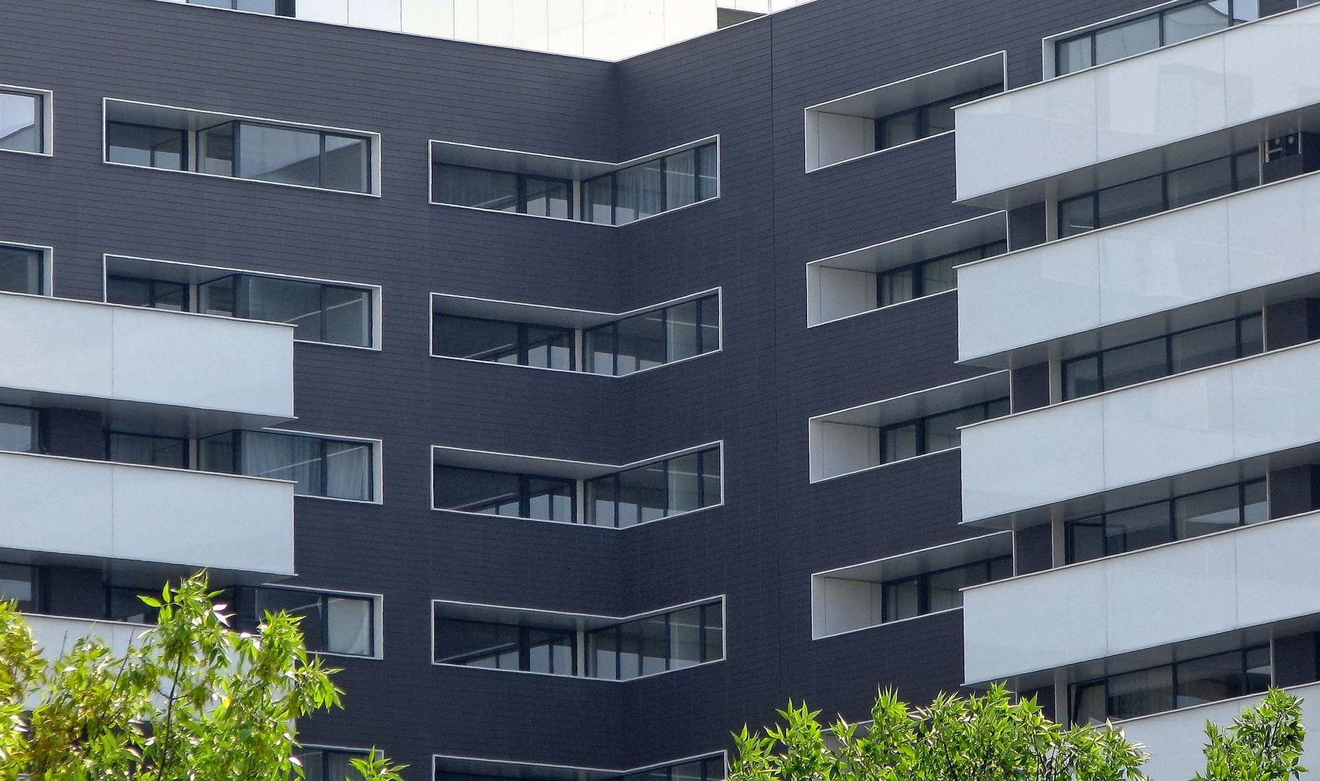 Скільки потрібно відкладати у Румунії, щоб купити квартиру: ціни на житло