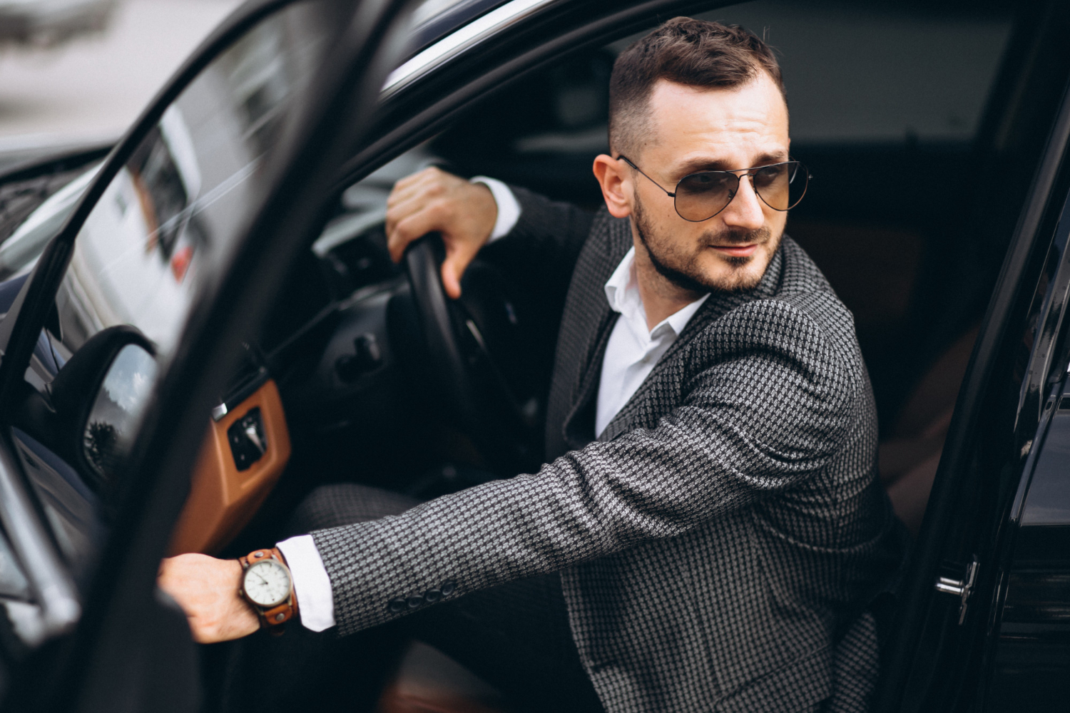 Психолог объяснил, нормально ли, когда женщина хочет иметь обеспеченного мужчину (видео)