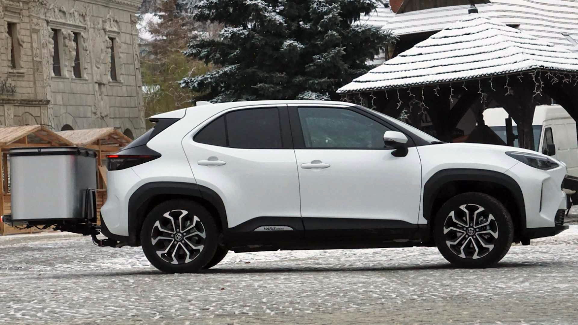 Кемпер не нужен: создана мобильная кухня для авто с газовой плитой, раковиной и холодильником