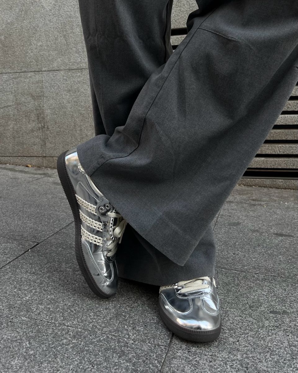 Що носять цієї осені: 5 наймодніших пар кросівок 2025 року