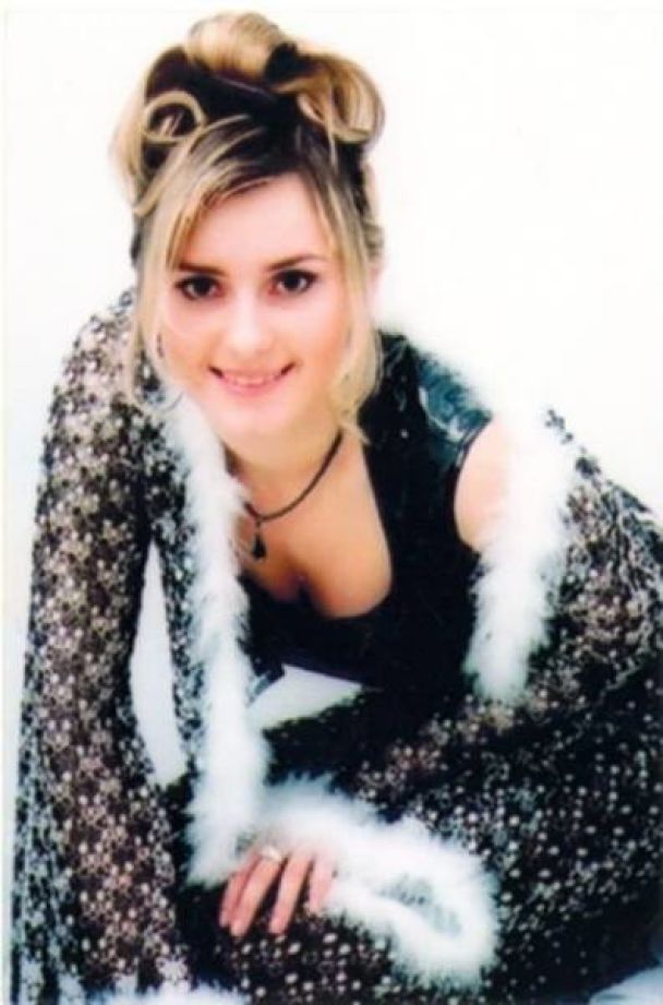 Як Ірина Федишин виглядала в юності: рідкісні фото зірки, якій знову приписують вагітність