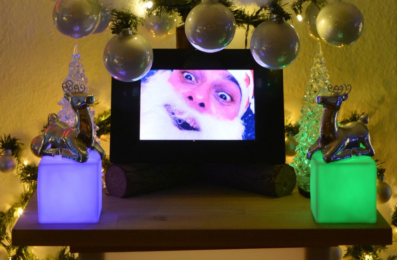 5 популярних гаджетів, які краще не дарувати рідним на Новий рік і Різдво