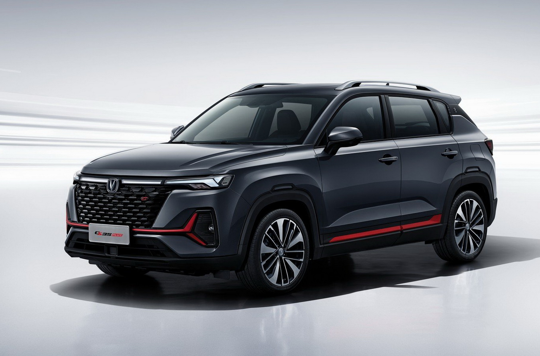 З &quot;автоматом&quot; та містким багажником: ТОП-5 стильних кросоверів до 25 тисяч доларів