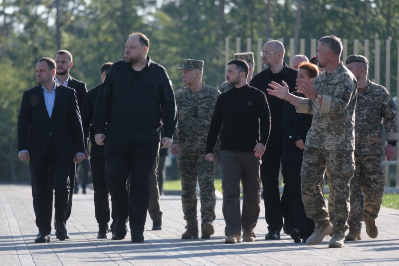 Героев нельзя хоронить там, где когда-то стоял химзавод, – интервью с архитектором военного мемориала