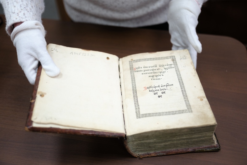 &quot;Мы не фильтруем, а оптимизируем&quot;: Олег Сербин о работе библиотек и русскоязычных книгах