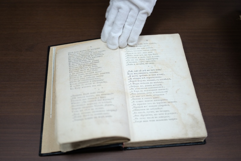 &quot;Мы не фильтруем, а оптимизируем&quot;: Олег Сербин о работе библиотек и русскоязычных книгах