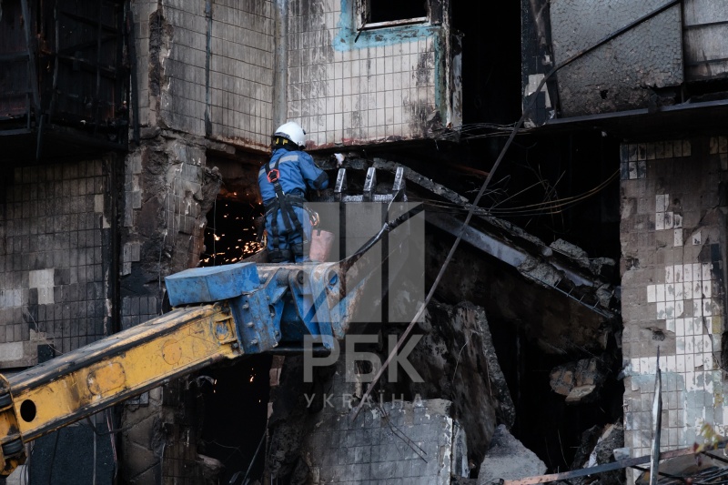 Russia hits Kyiv again overnight, leaving dead and injured