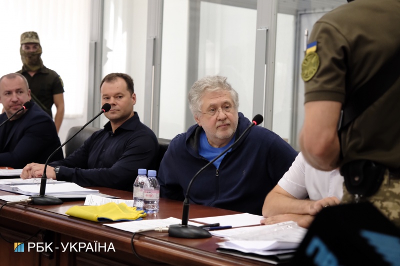 Группа поддержки: Мосийчук и Ткаченко пришли на суд над Коломойским (фото)