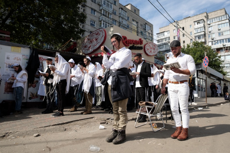 Як Умань приймала хасидів під час війни. Репортаж РБК-Україна зі свята Рош ха-Шана