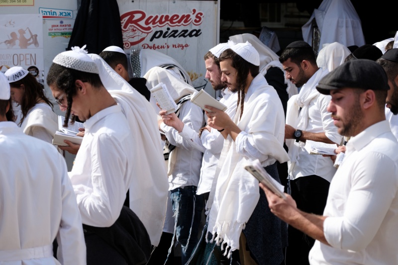 Як Умань приймала хасидів під час війни. Репортаж РБК-Україна зі свята Рош ха-Шана