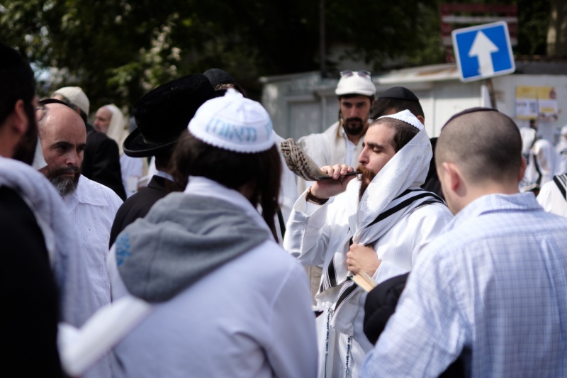 Як Умань приймала хасидів під час війни. Репортаж РБК-Україна зі свята Рош ха-Шана