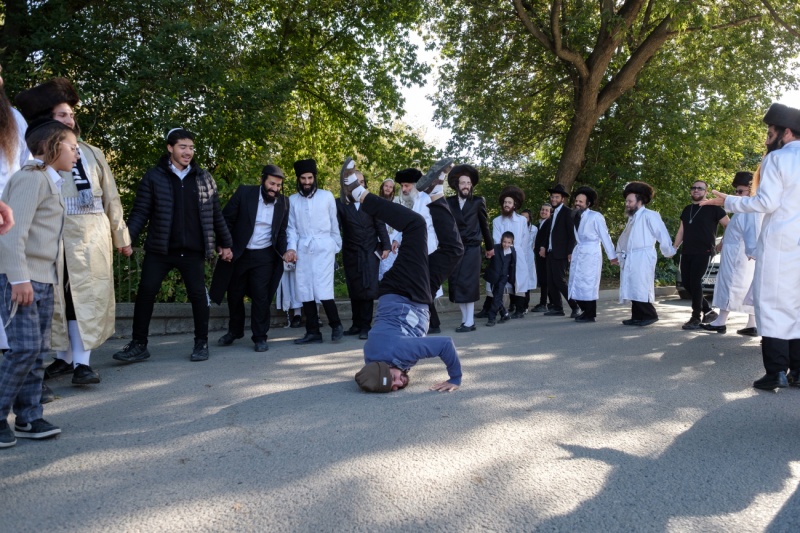 Як Умань приймала хасидів під час війни. Репортаж РБК-Україна зі свята Рош ха-Шана