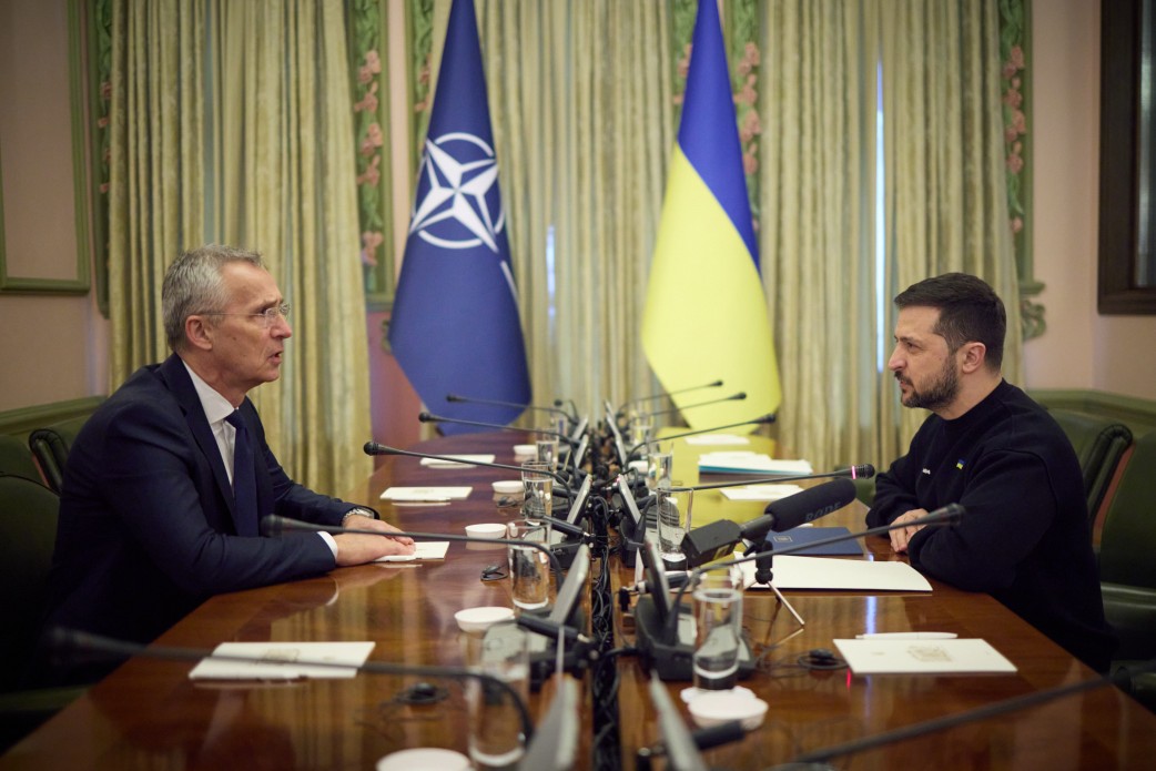 Два дня до саммита. Чего ждать Украине от встречи НАТО и поедет ли Зеленский в Вильнюс