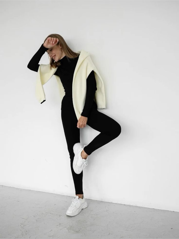 Як одягатися тепло і стильно цієї зими: тканини, які точно не підведуть