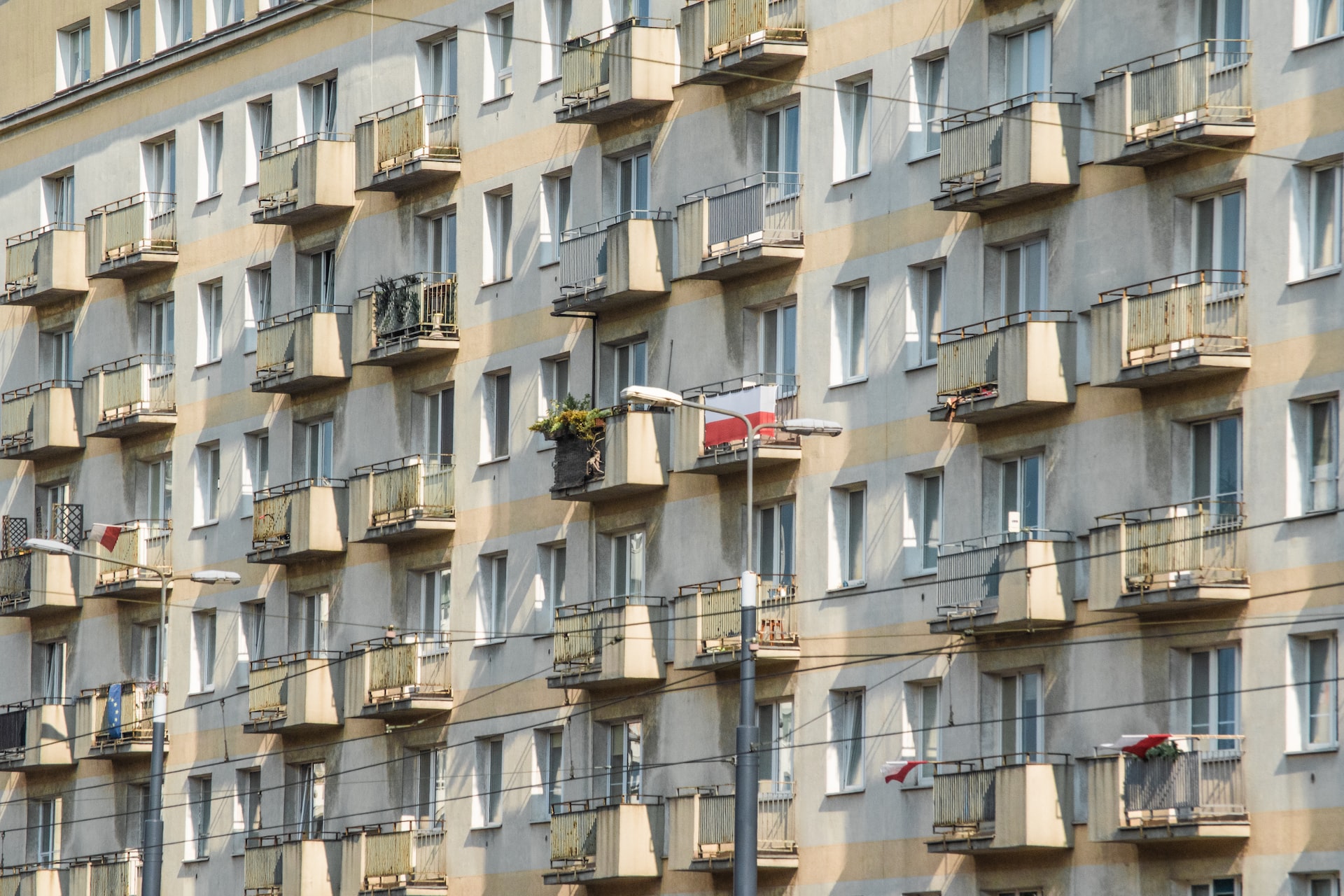 Сколько нужно откладывать в Польше, чтобы купить квартиру: цены на жилье