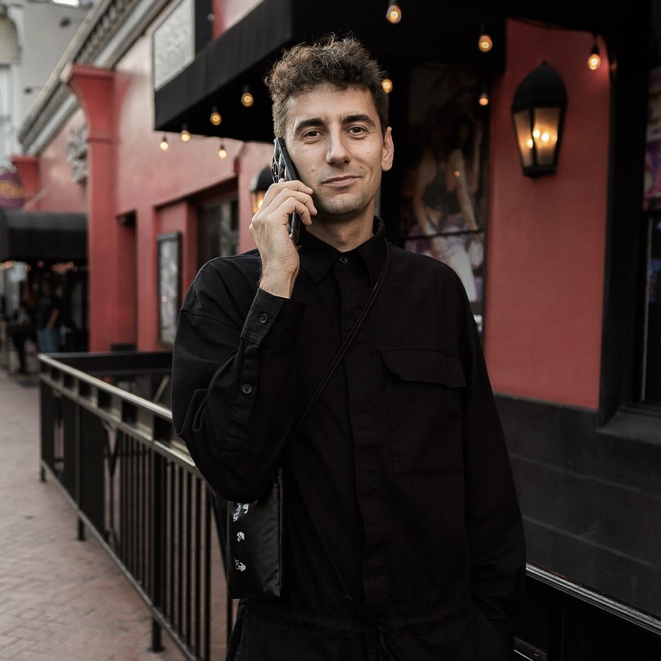 Комік і сценарист "Кварталу 95", який виїхав у США, розізлив українців заявою