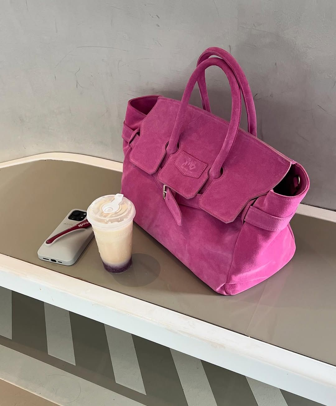 Ці 5 речей з весняного гардероба носять роками: вони ніколи не виходять з моди