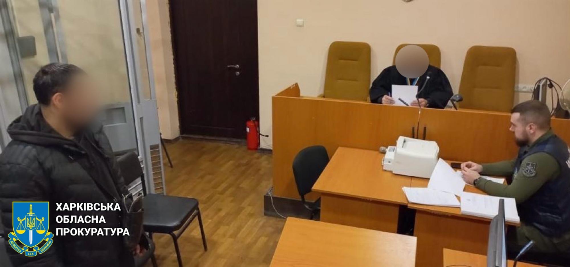 Хотів &quot;провчити&quot;. Під Харковом чоловік вдарив підлітка ножем по голові, його арештували