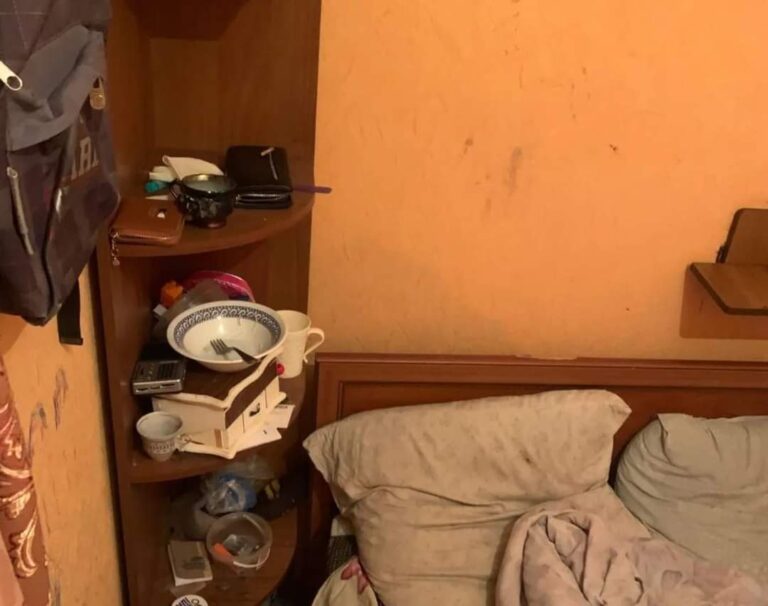 Жили среди мусора, без еды и страдали от вшей: в Кривом Роге у женщины изъяли троих детей