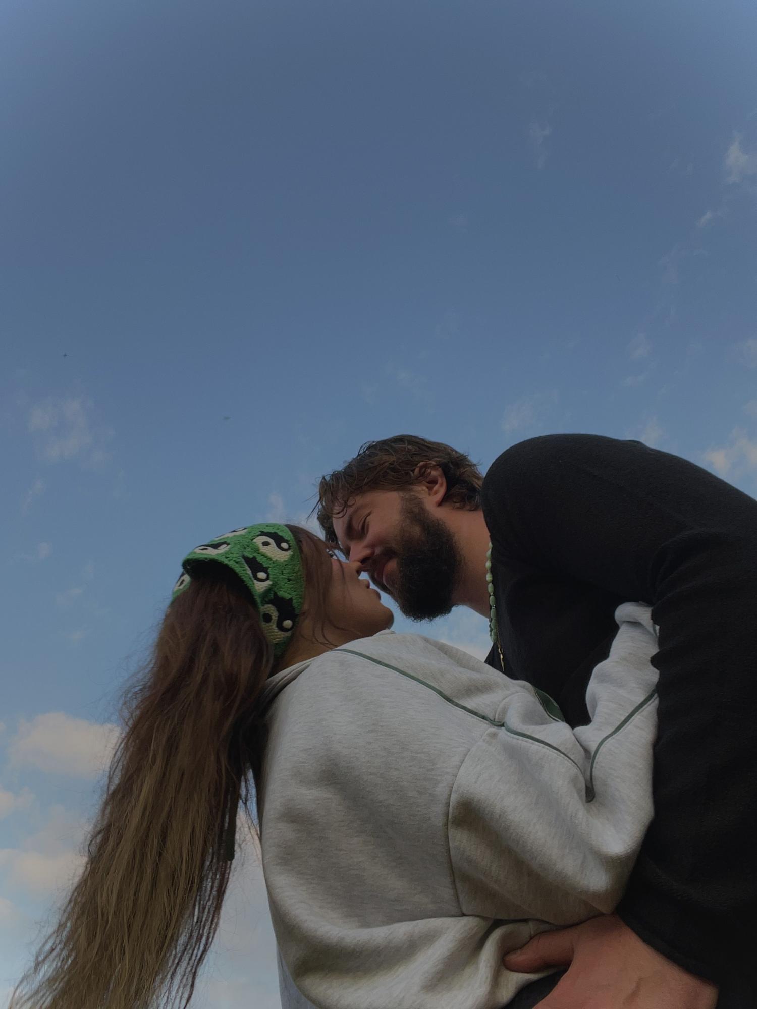 Солістка KAZKA Зарицька виходить заміж: хто її обранець