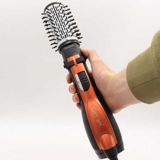 Як обрати &quot;праску&quot; для волосся та на що важливо звернути увагу