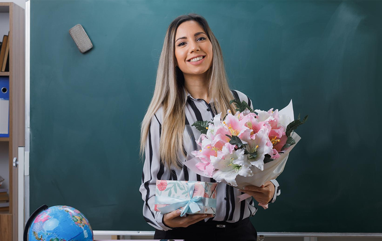 10 вещей, которые лучше не дарить на День учителя: гид для родителей