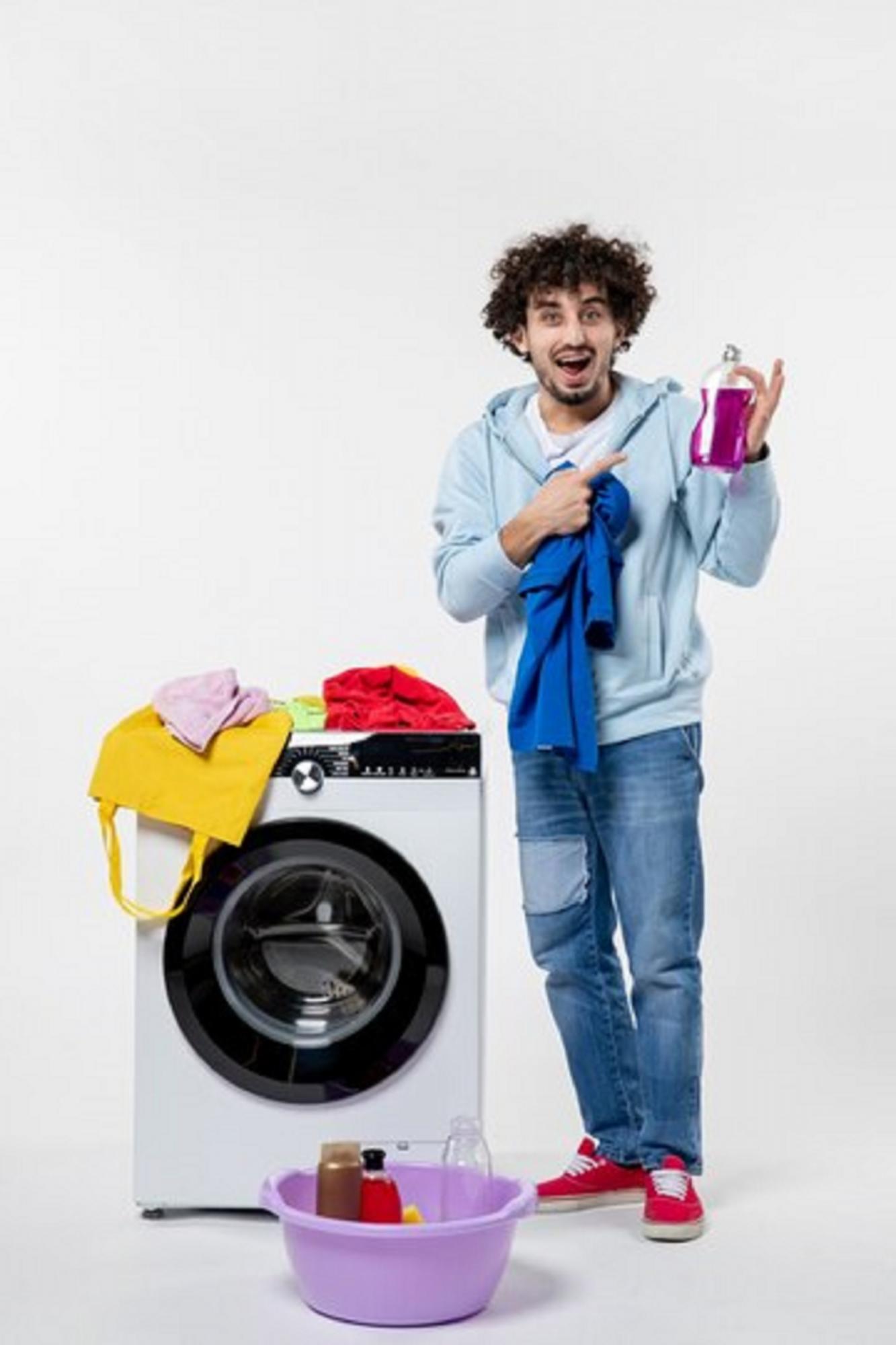 Хорошая идея или глупость? Можно ли стирать одежду шампунем в стиральной машине