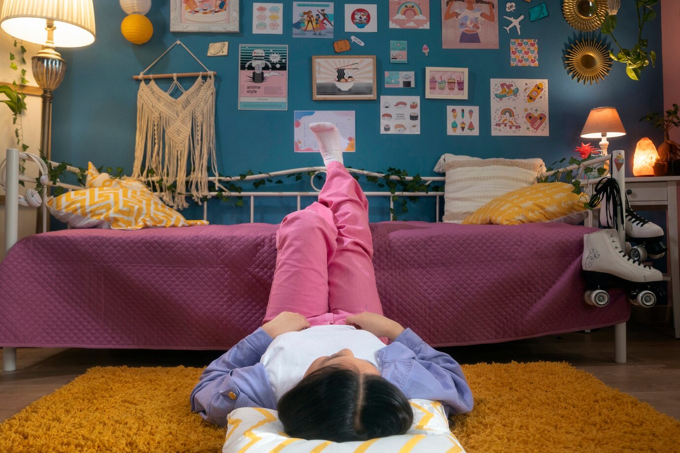 Ці 7 речей у спальні не дають вам виспатися: позбудьтеся їх прямо зараз!