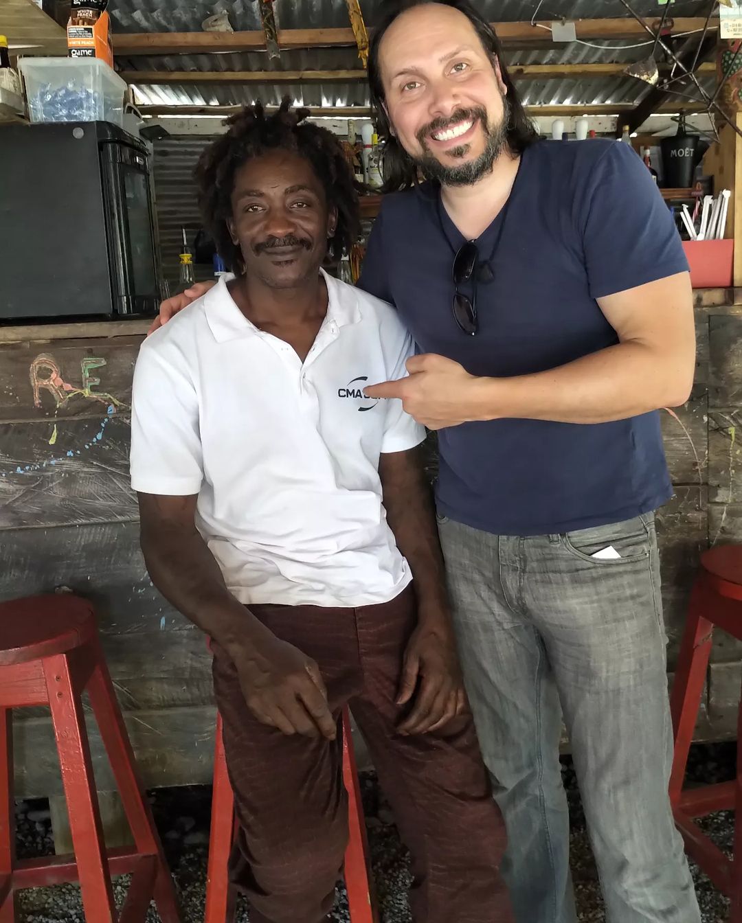 Мужчина провел в открытом море 24 дня и выжил благодаря кетчупу: детали невероятной истории