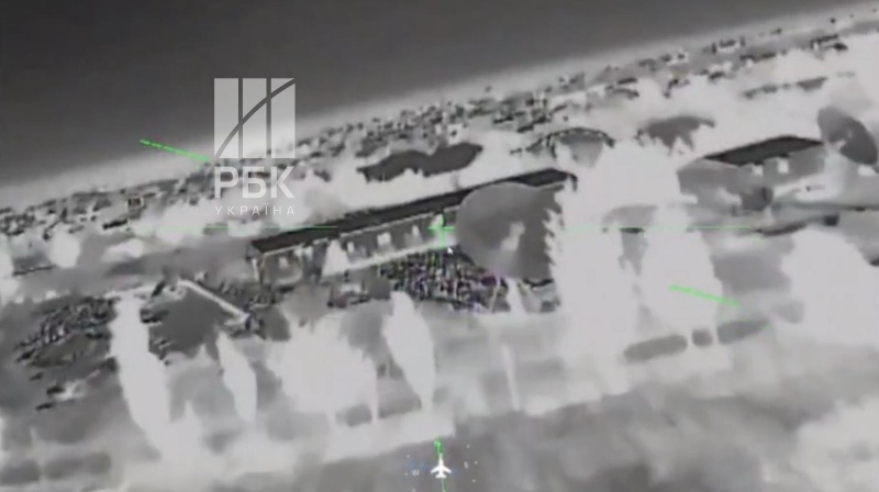 Ukrainian SBU pierces Russian air defenses in Crimea, strikes three combat ships (photos)