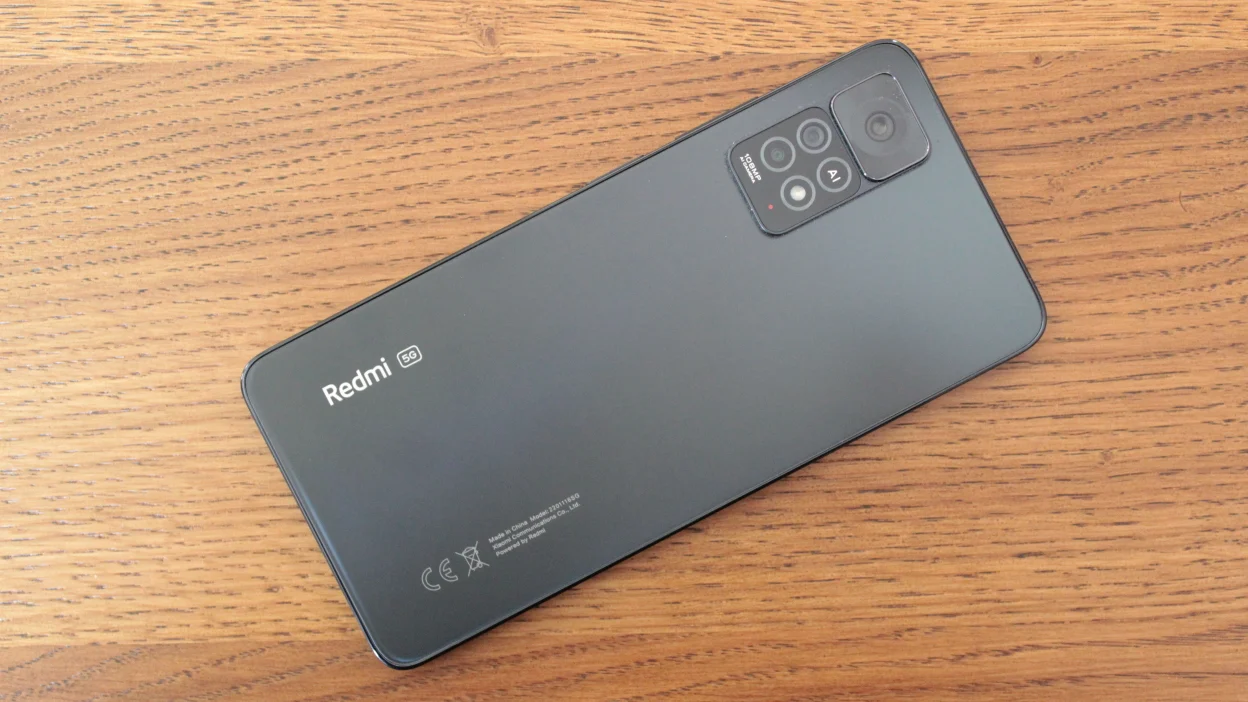 5 недорогих телефонів на Android, які ненабагато гірші за iPhone