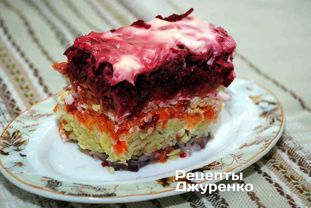 Салат &quot;Шуба&quot; по классическому рецепту: кулинар назвал идеальные пропорции