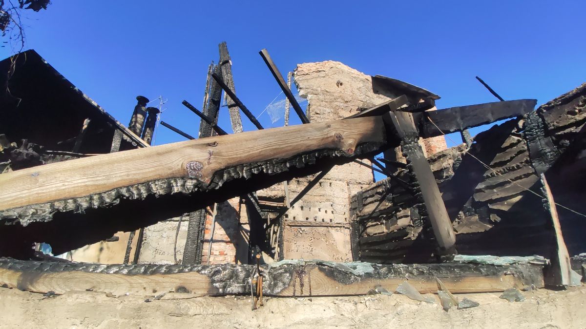 Успел вынести только награды сына: в Харькове российская ракета уничтожила дом отца героя Небесной Сотни