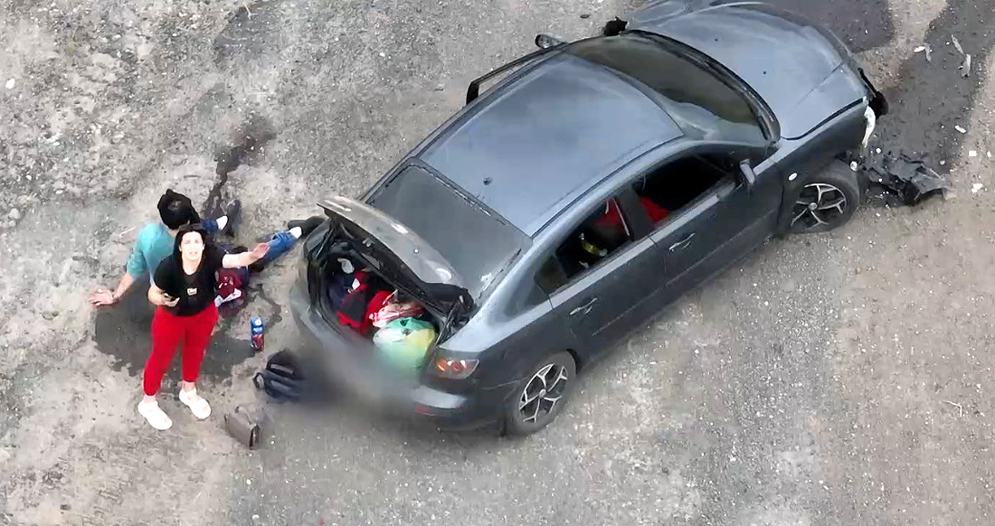 "Йди за мною": дрон ЗСУ врятував подружжя з Харківщини, яке потрапило під обстріл росіян (відео)