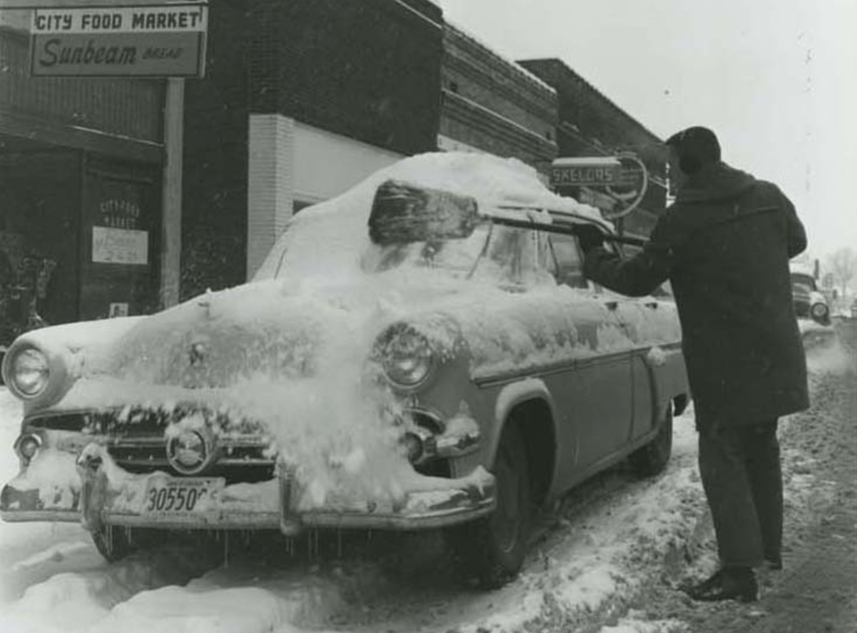 Это было давно: как раньше ездили на авто без зимних шин