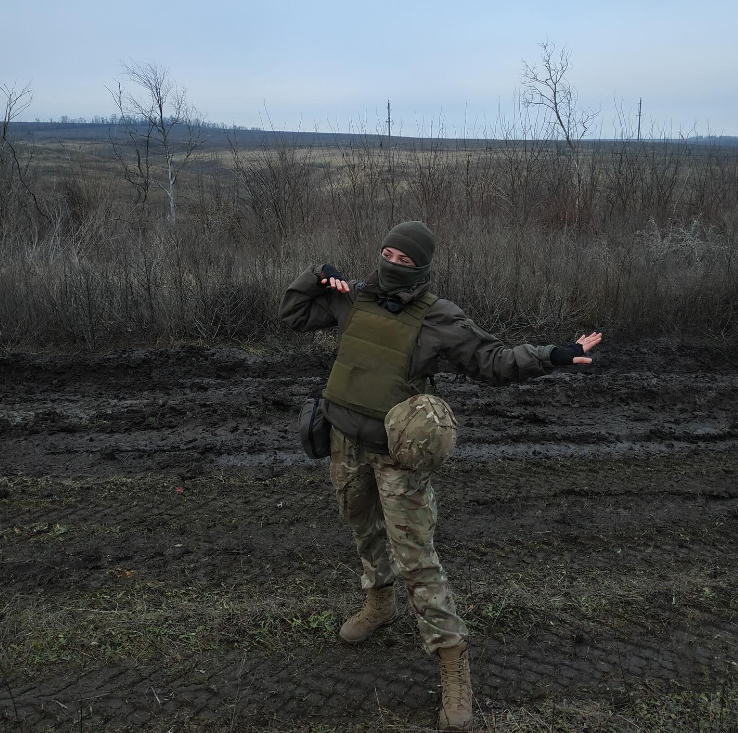 &quot;Рожденная для войны&quot;. Как сейчас живет и чем занимается &quot;Пташка&quot; из Азовстали