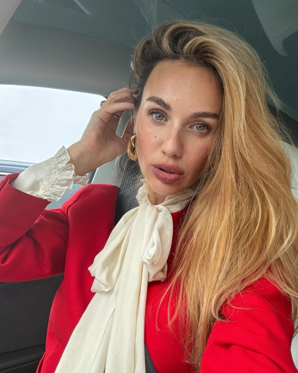 Варлей из &quot;Холостяка&quot; кардинально сменила имидж: &quot;Другой человек&quot; (видео)