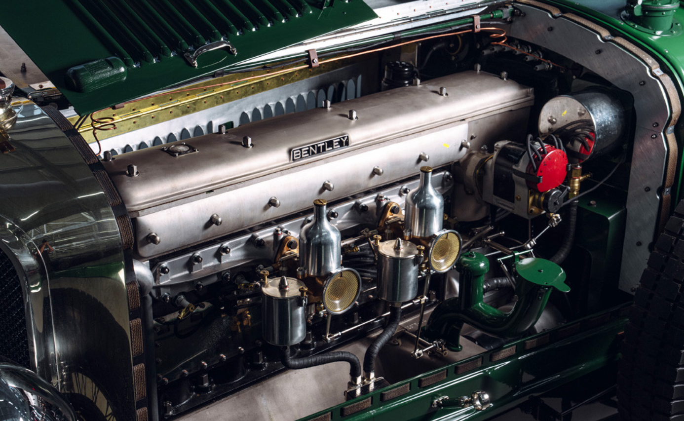 Спустя почти 100 лет: Bentley возобновил производство культового спортивного родстера