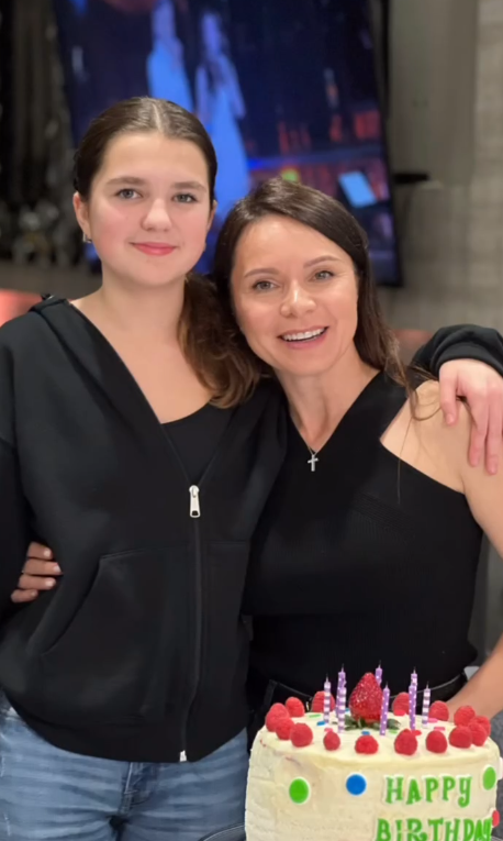 Лілія Подкопаєва показала красуню-доньку, яку хрестила Ані Лорак: рідкісні фото