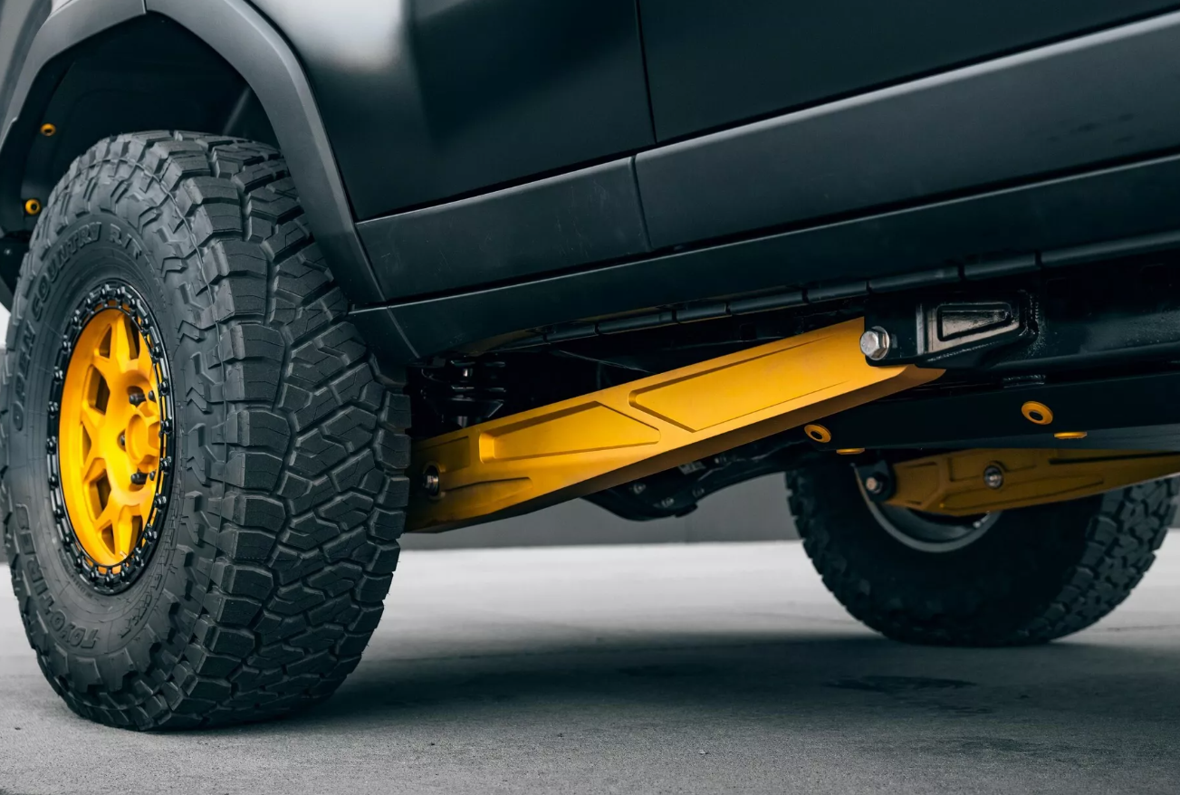 Toyota Land Cruiser подготовили для покорения пустынь и болот: опубликованы официальные фото