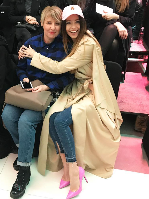 Дорофєєва та її мама зі сльозами зустрілися в Києві. Щемливе відео