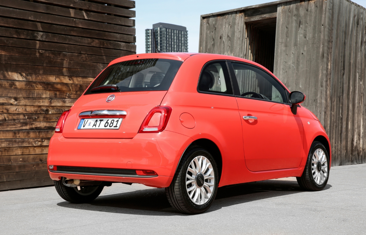 Скільки коштує ностальгія: ТОП-5 вдалих авто у стилі ретро