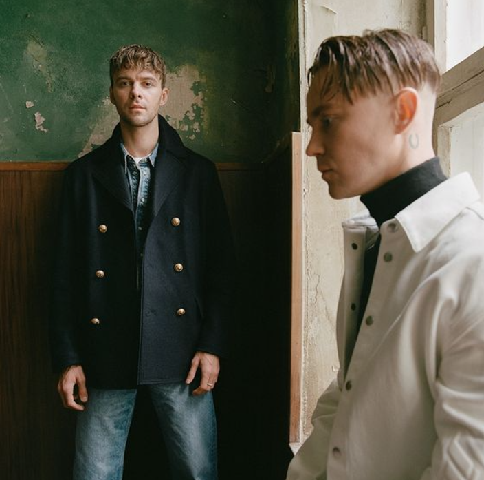 Барских и Пивоваров покорили чувственным клипом и общей песней: &quot;Настоящая магия&quot;