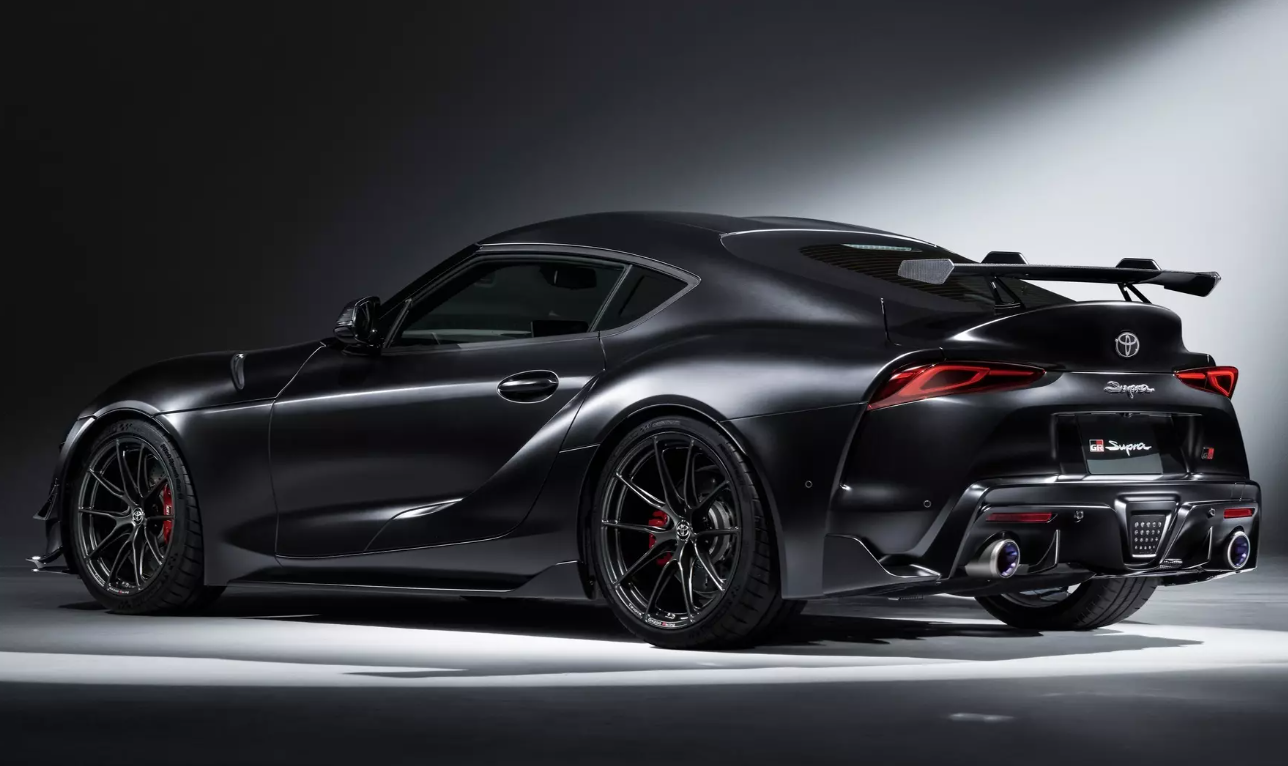 Toyota оновила класичний суперкар: опубліковані фото та характеристики