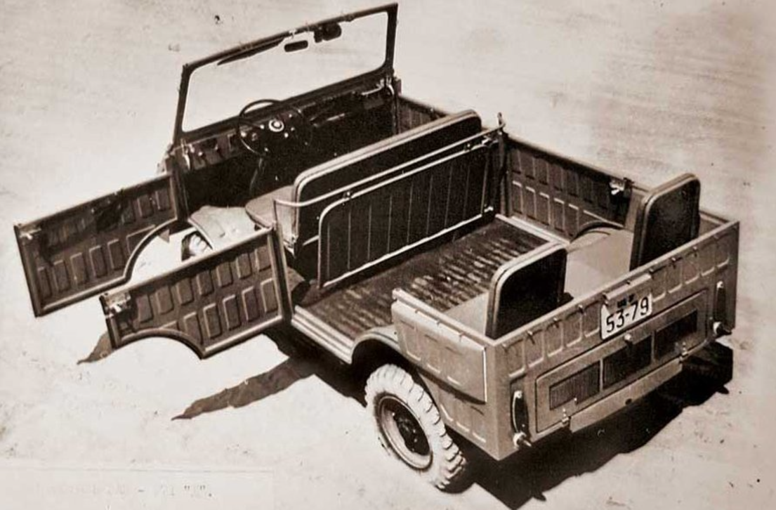 Яким був джип із &quot;горбатого&quot; ЗАЗа: для армії і для села