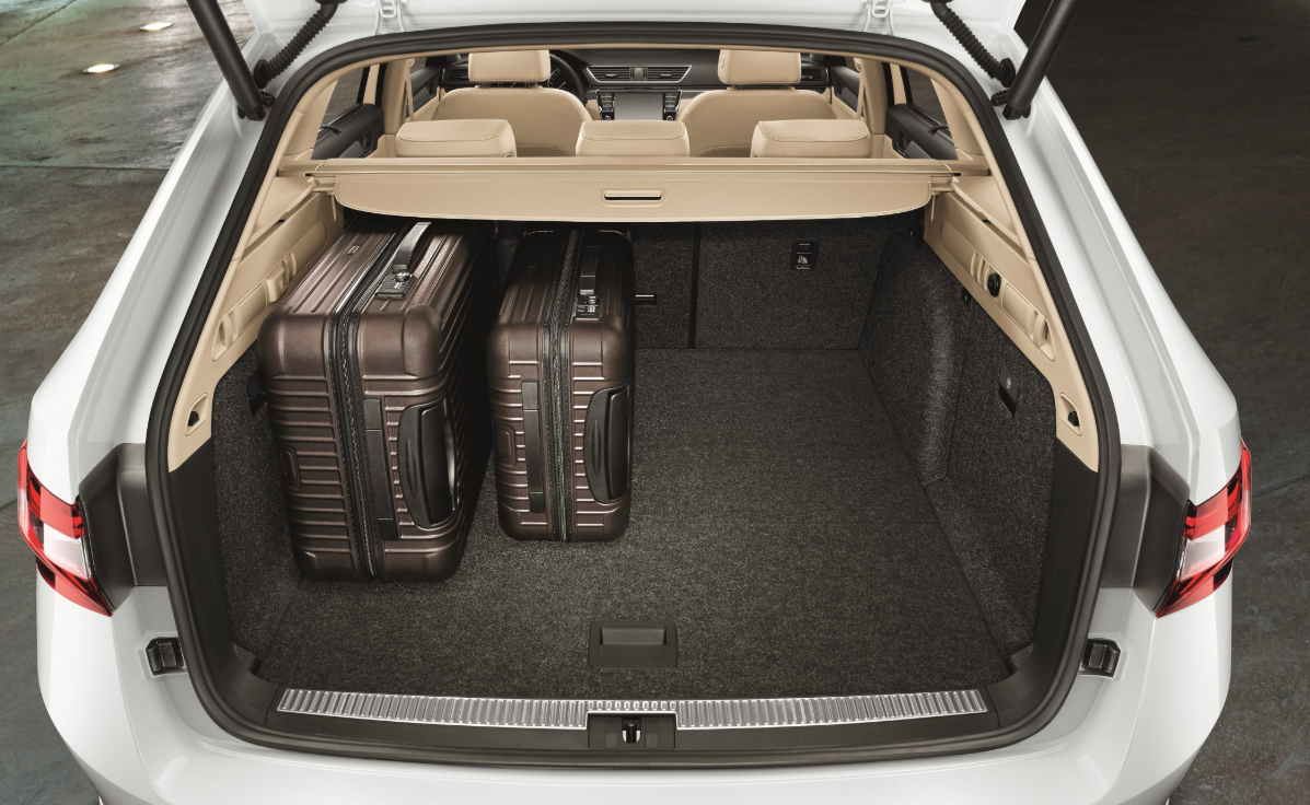 Водителям следует знать: 8 предметов, которые нужно положить в багажник зимой