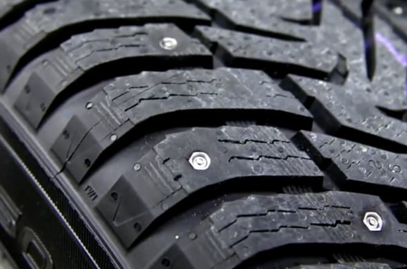 Шиповані шини для авто: чи потрібні вони в Україні