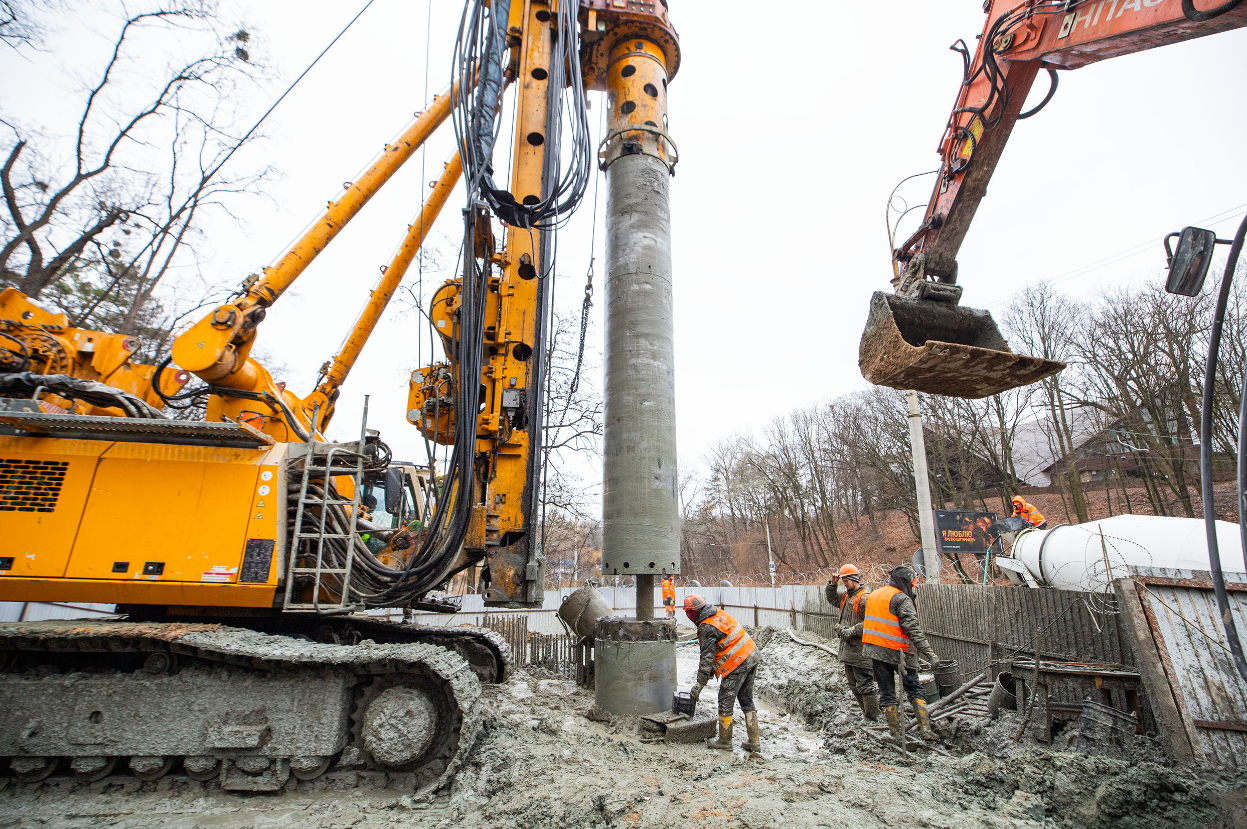 У КМДА показали, як будують метро на Виноградар (фото, відео)