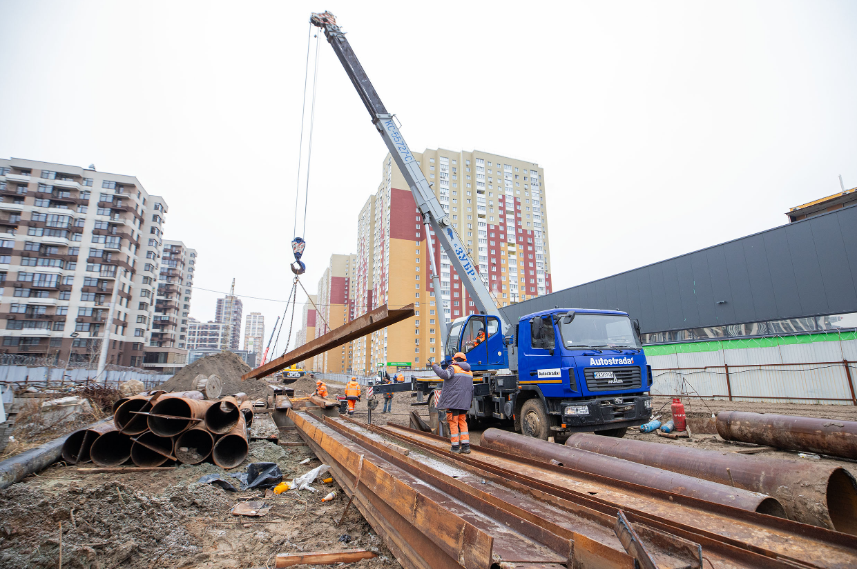 У КМДА показали, як будують метро на Виноградар (фото, відео)