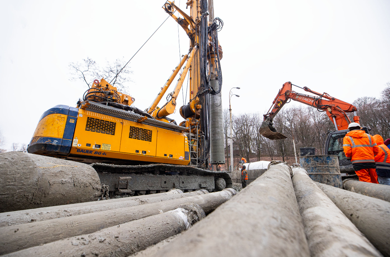 У КМДА показали, як будують метро на Виноградар (фото, відео)